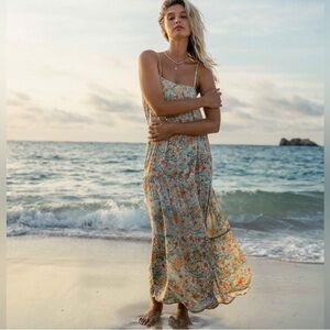 Billabong Flowy Floral Midi Dress